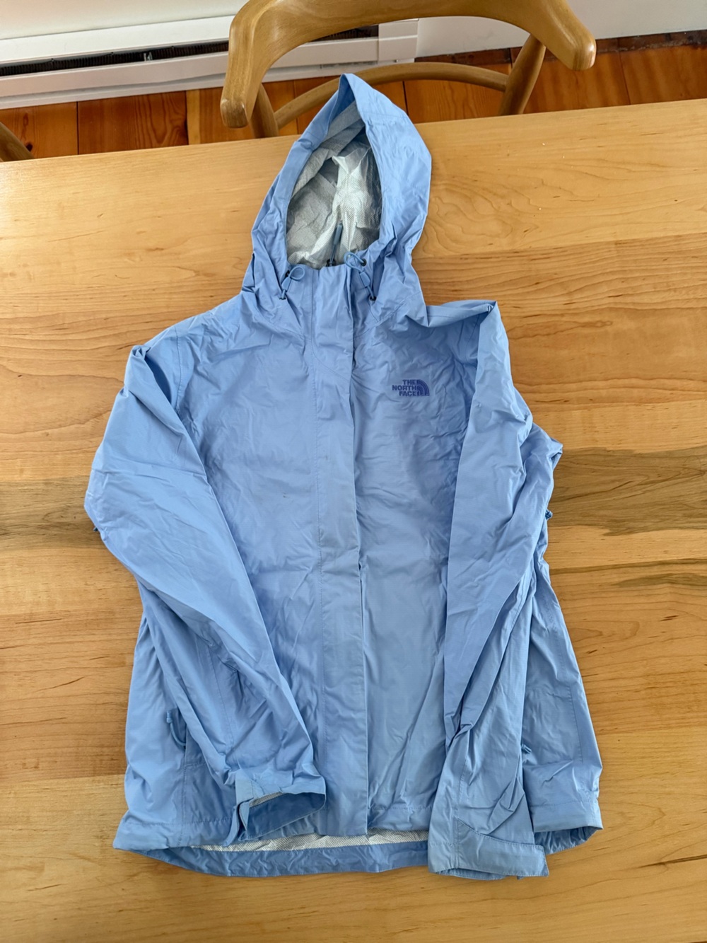 The North Face Men's Sky Blue Hooded Raincoat